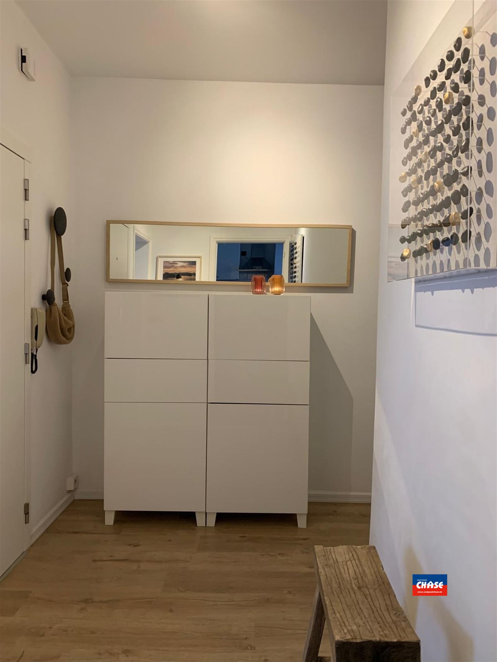 Sfeervol gerenoveerd gelijkvloers appartement met mooie tuin - foto 5