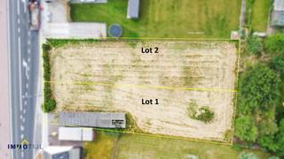 Dit perceel heeft een totale oppervlakte van zo'n 625 m² en is geschikt voor het creëren van een halfopen bebouwing (zie plan lot 2). De...