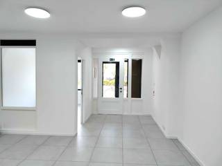nstapklaar handelspand te koop in Kapelstraat 307 te BredeneIn de Kapelstraat bieden wij dit volledig vernieuwde (handels)pand aan met een nuttige...