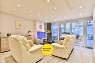 Dit prachtige appartement, gelegen in het hartje van Blankenberge, combineert hedendaags comfort met een uitstekende ligging. Ideaal voor wie op...