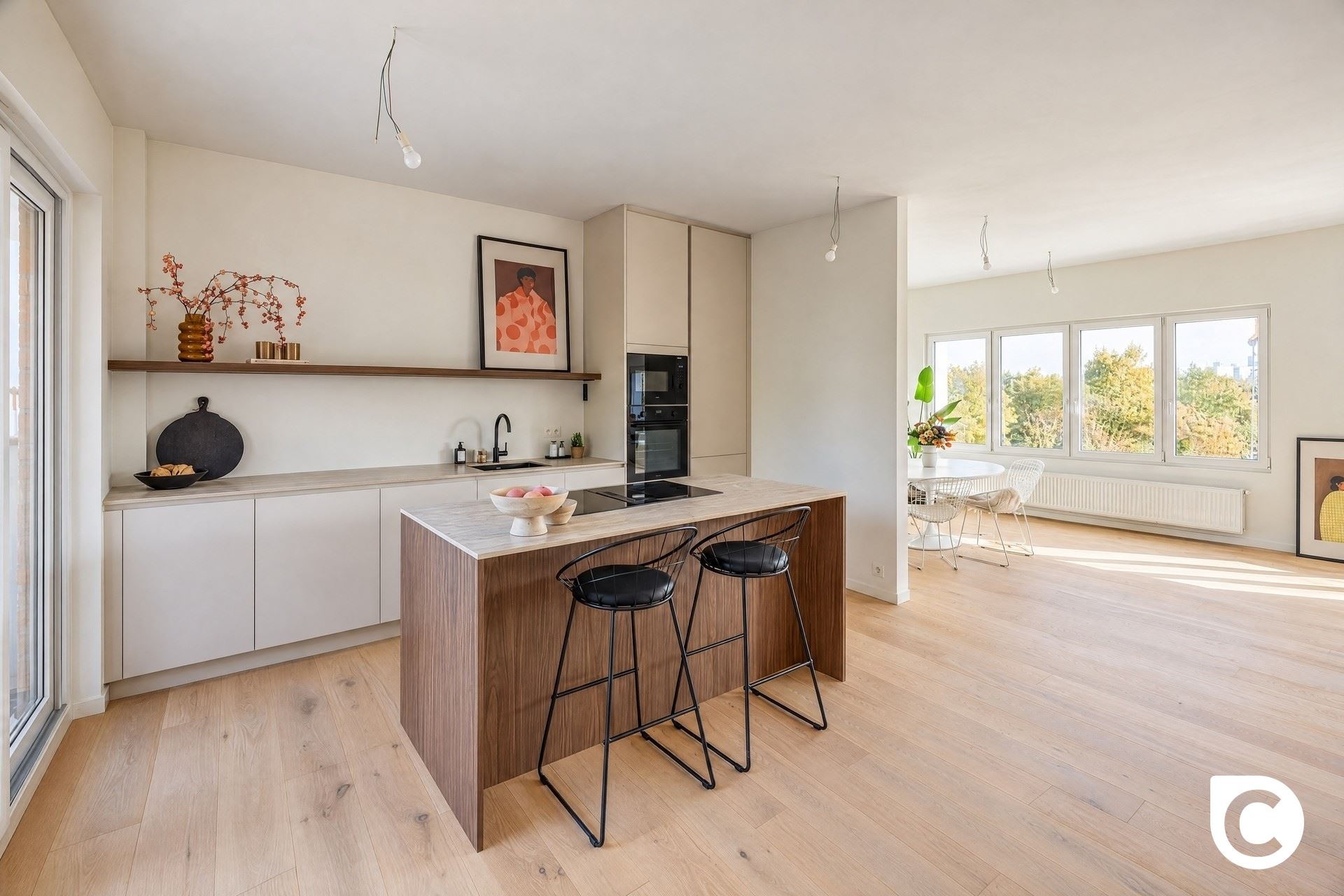 Hoogwaardig gerenoveerd 2 slpk app met terras - foto 4