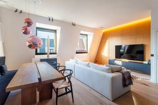 De Venusstraat is gelegen in een van de meest levendige en centrale wijken van Antwerpen, op wandelafstand van het historisch centrum,...