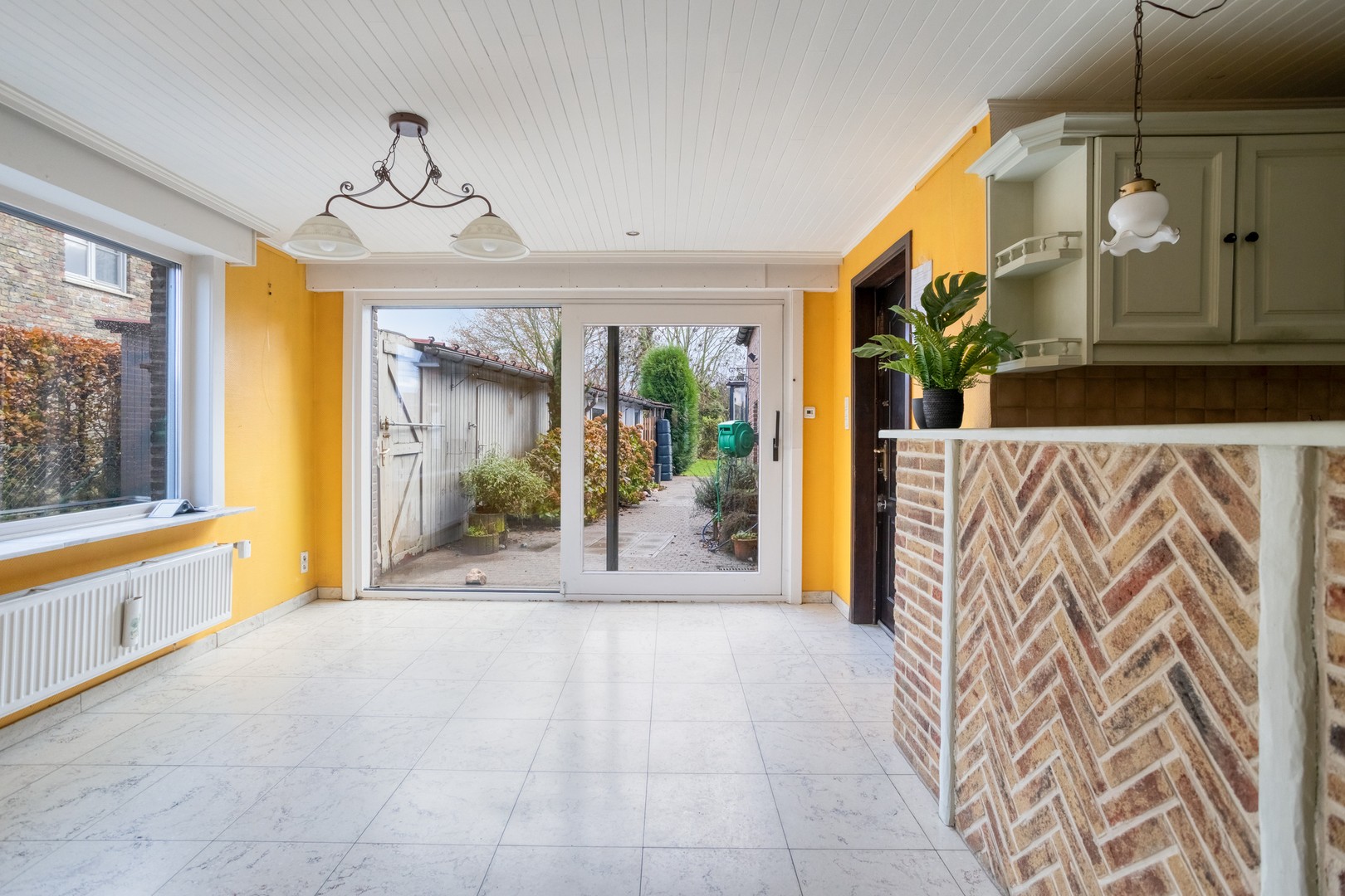 Halfopen woning op ruim perceel van 668m² in Ardooie - foto 5