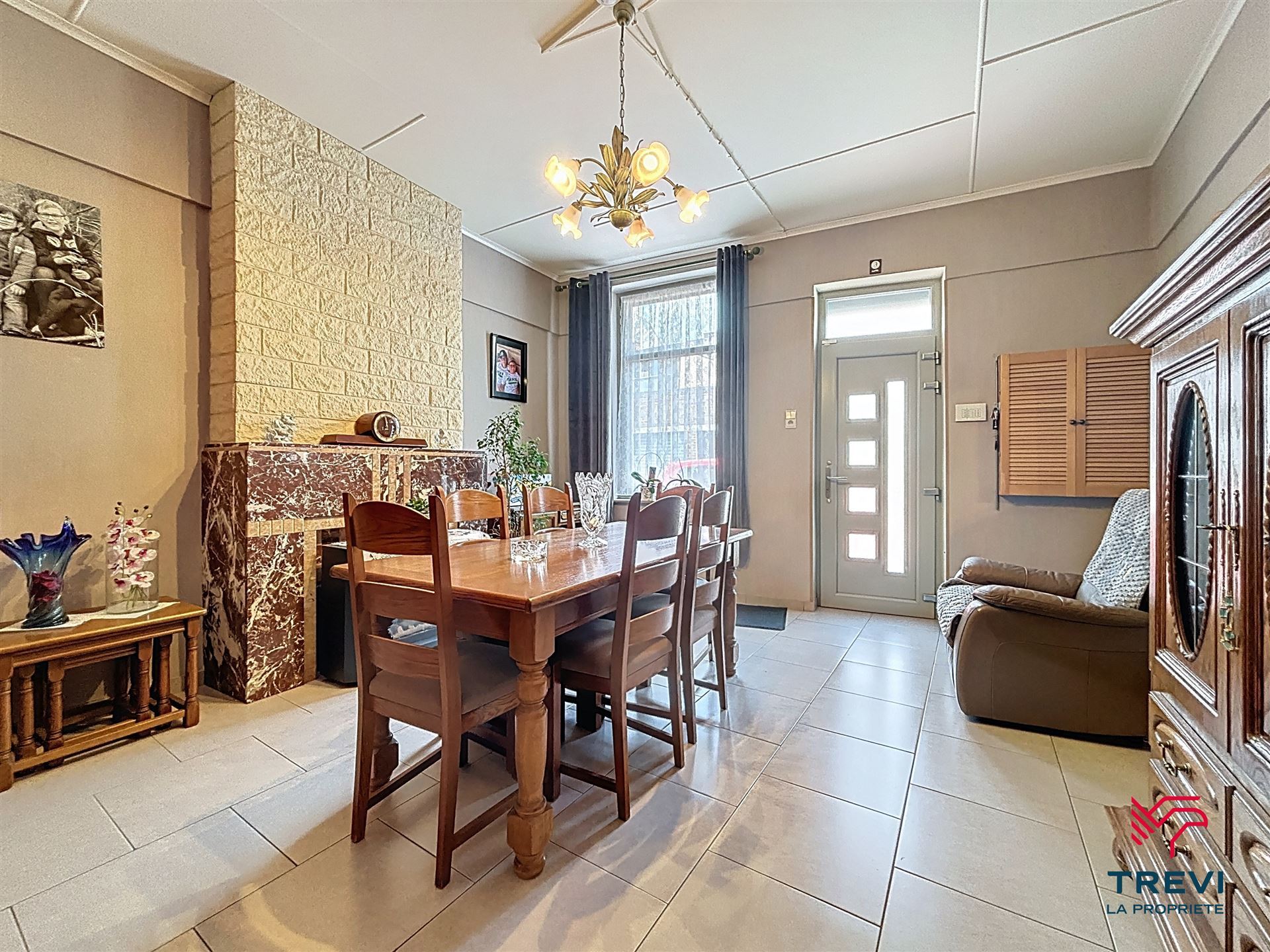 Huis te koop in Montignies-Sur-Sambre met 2 slaapkamers - foto 4