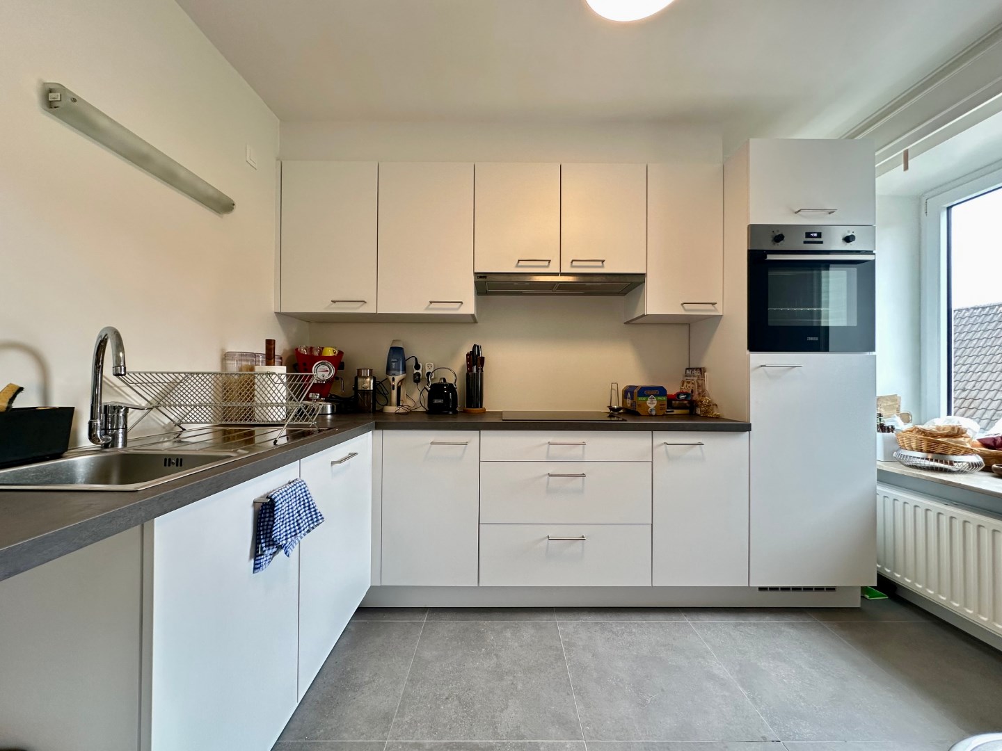 Lichtrijk appartement vlakbij de Coupure - foto 5