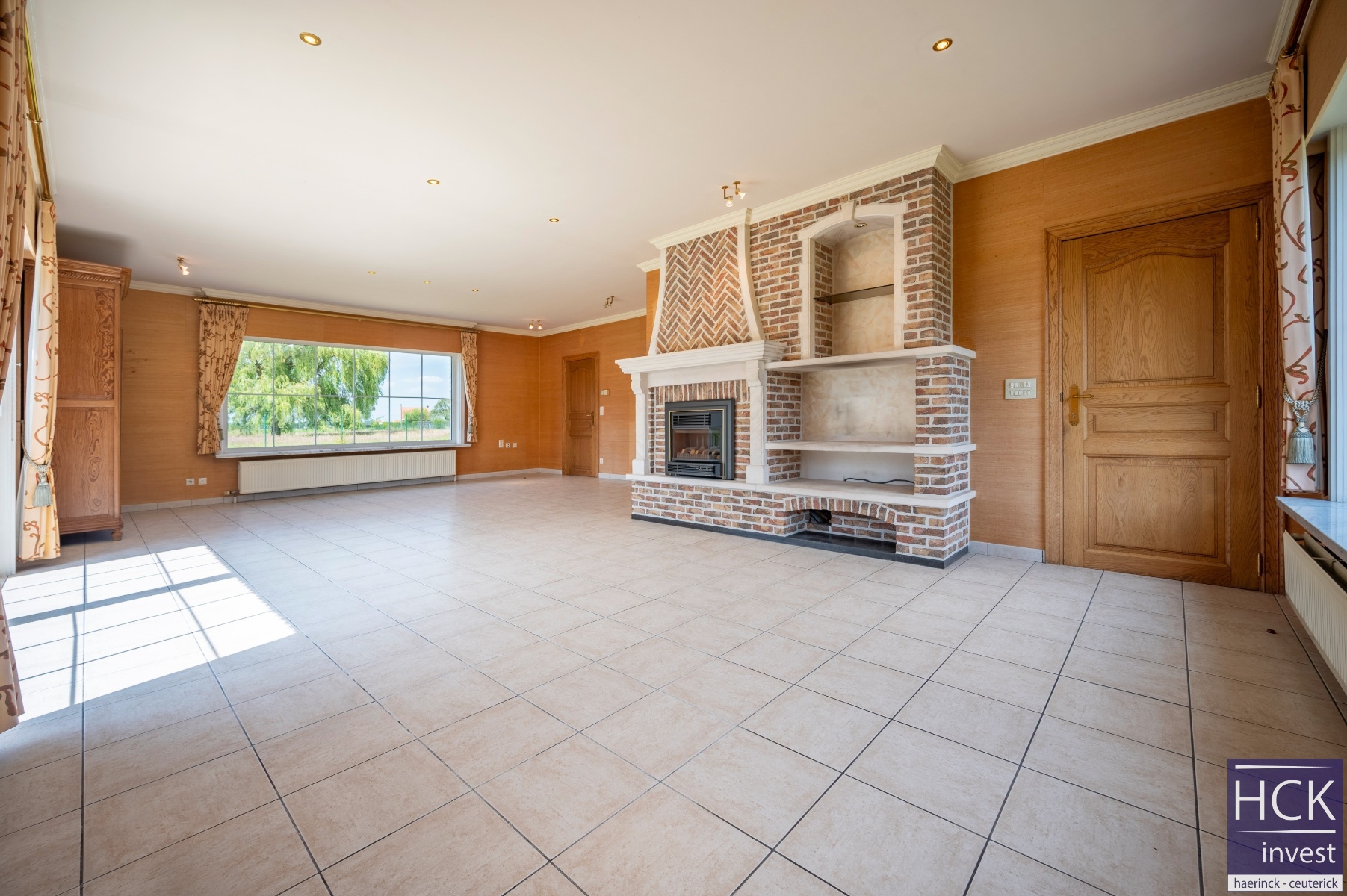 KRUISHOUTEM - Tijdloze & zeer ruime villa op prachtig perceel van 3.550 m²! - foto 4
