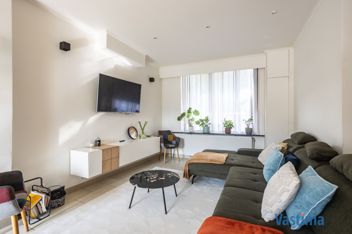 Ruime woning met 4 slaapkamers en buitenruimte centrum Aalst - foto 3