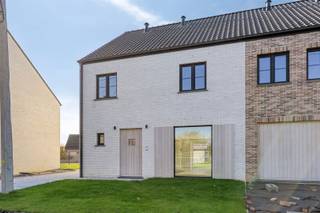 TE KOOP: Moderne nieuwbouwwoning met 3 slaapkamers in Geetbets!6% Verlaagd BTW-tarief mogelijk!Ontdek deze ruime en hedendaagse nieuwbouwwoning,...