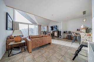 We Invest Malmedy presenteert u met veel plezier deze prachtige duplex met 3 slaapkamers, ideaal gelegen in Francorchamps, op slechts enkele...