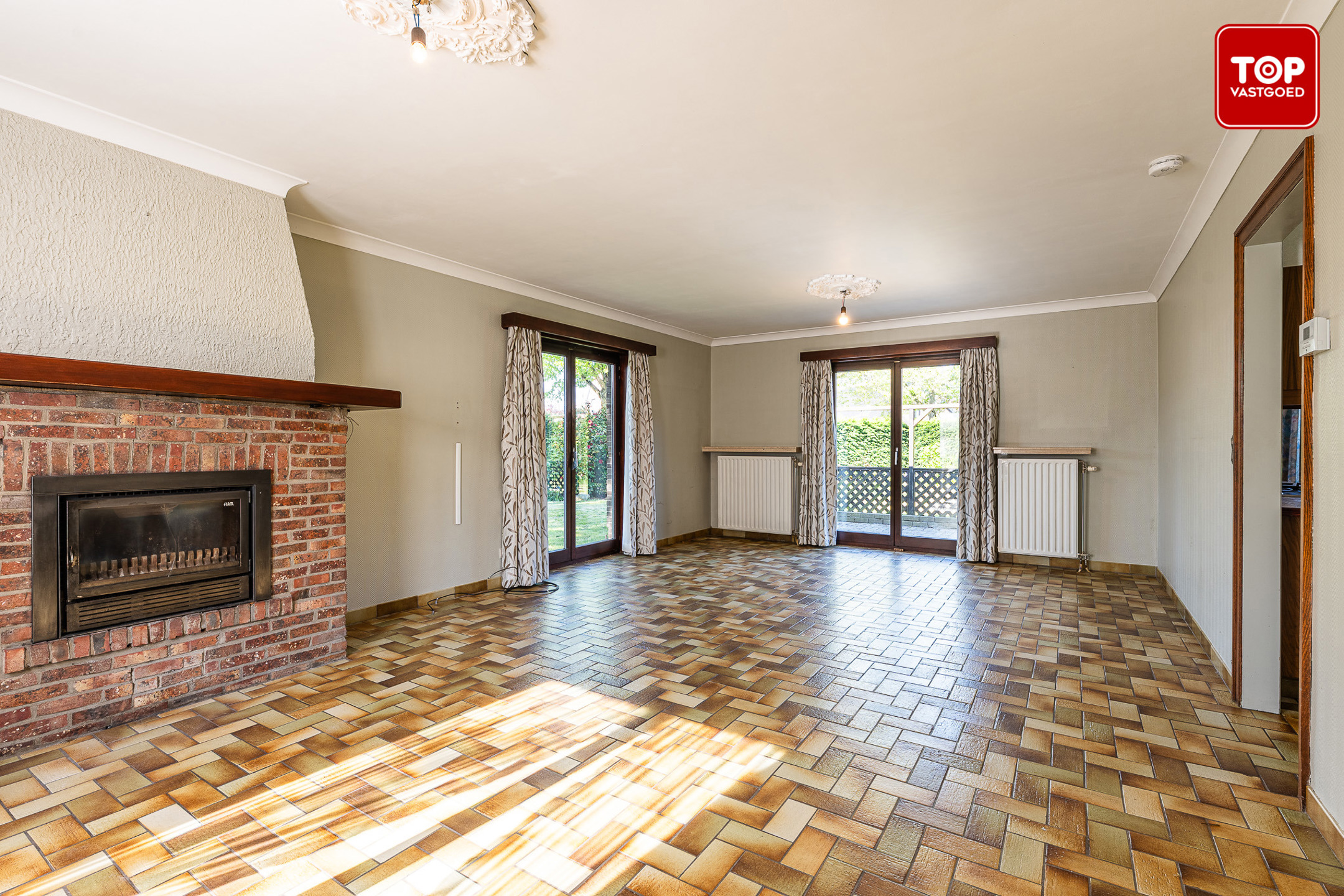 Op te frissen bungalow op toplocatie. - foto 4