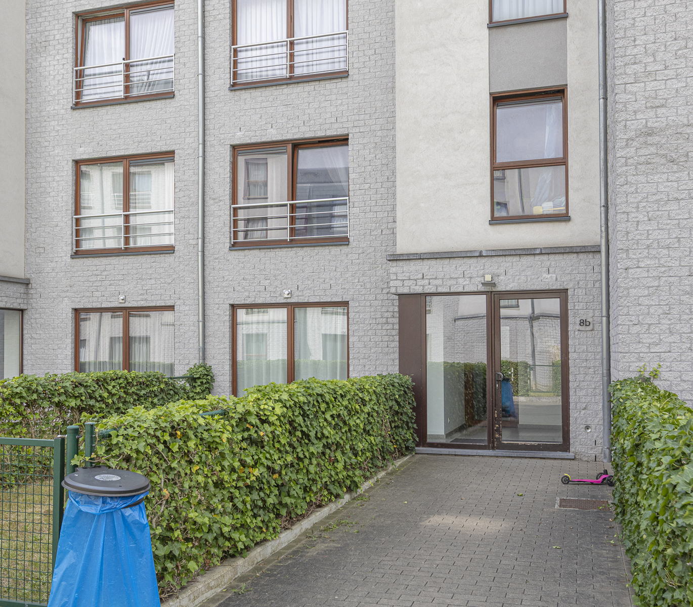 Mooi modern appartement met autostaanplaats en kelder - foto 4