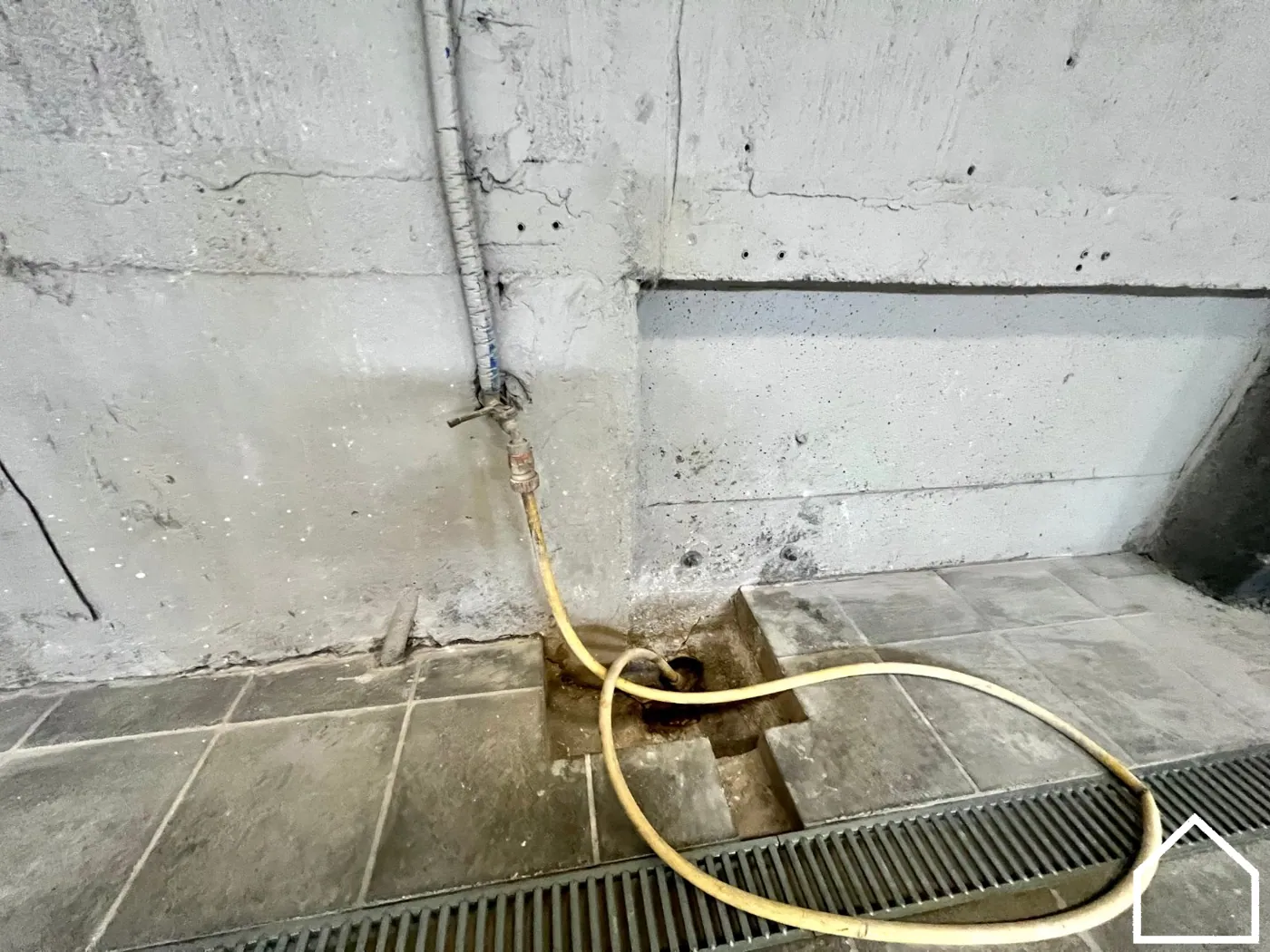 LOODS (180m²) TE HUUR OP INVALSWEG - foto 5