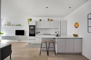 e koop: Instapklaar appartement, in een volledig gerenoveerd appartementsgebouw in het hart van Mechelen, op Geitestraat 9. Dit moderne...