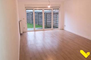 Energiezuinig appartement met tuin en ondergrondse staanplaatsDit recent appartement (bouwjaar 2010) bevindt zich op een uitstekende locatie aan de...