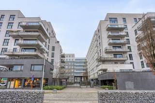 Appartement met drie slaapkamers gelegen op de tweede verdieping van het gebouw "Villa 1". Gesitueerd op een hippe locatie aan het kanaal van...