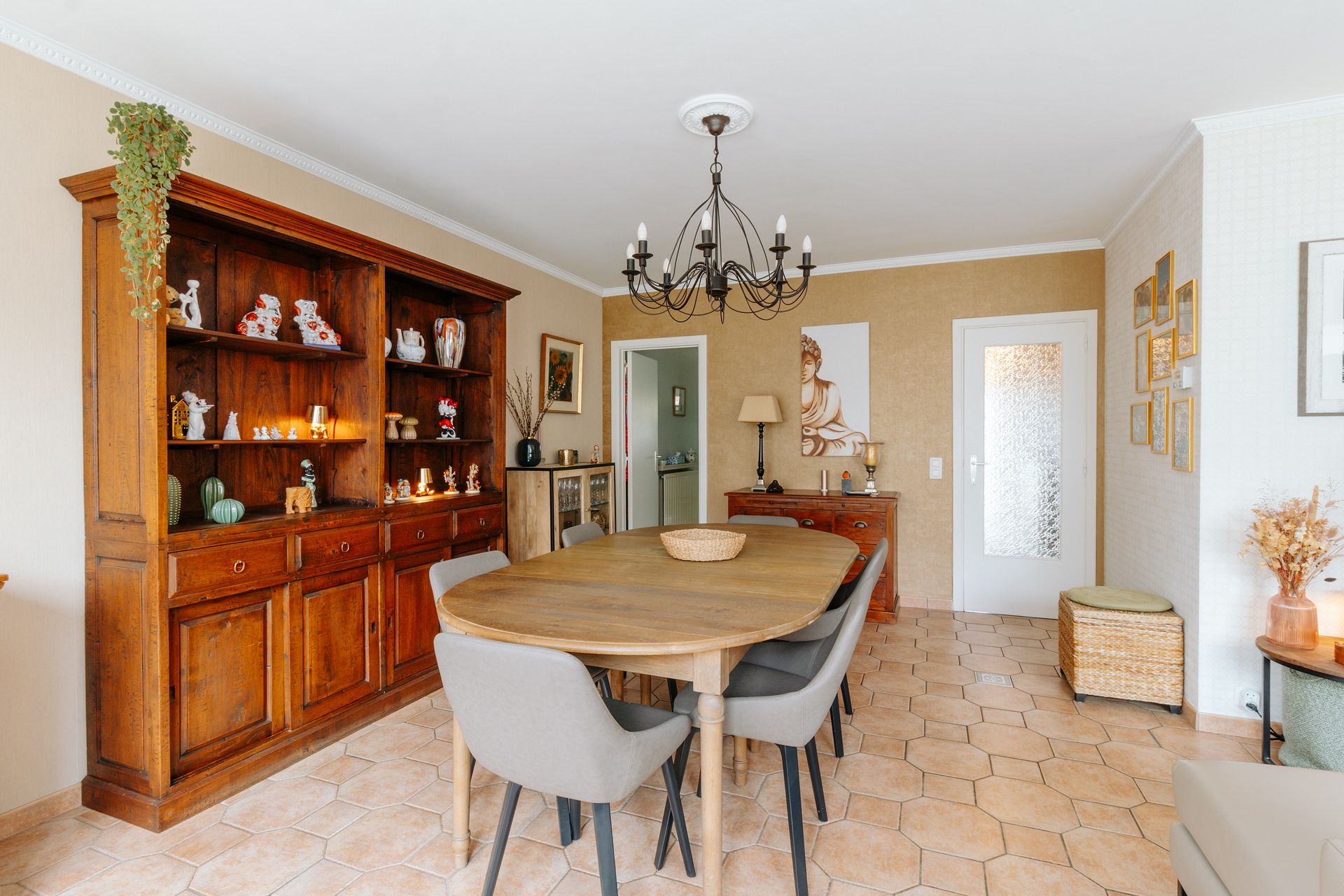 Gezinswoning met vier slaapkamers + tuin en garage - foto 5