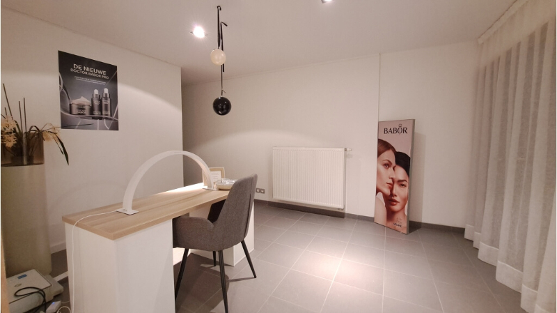 Instapklare handelruimte te huur in de Moerkerkse Steenweg in Sint-Kruis Brugge - foto 5