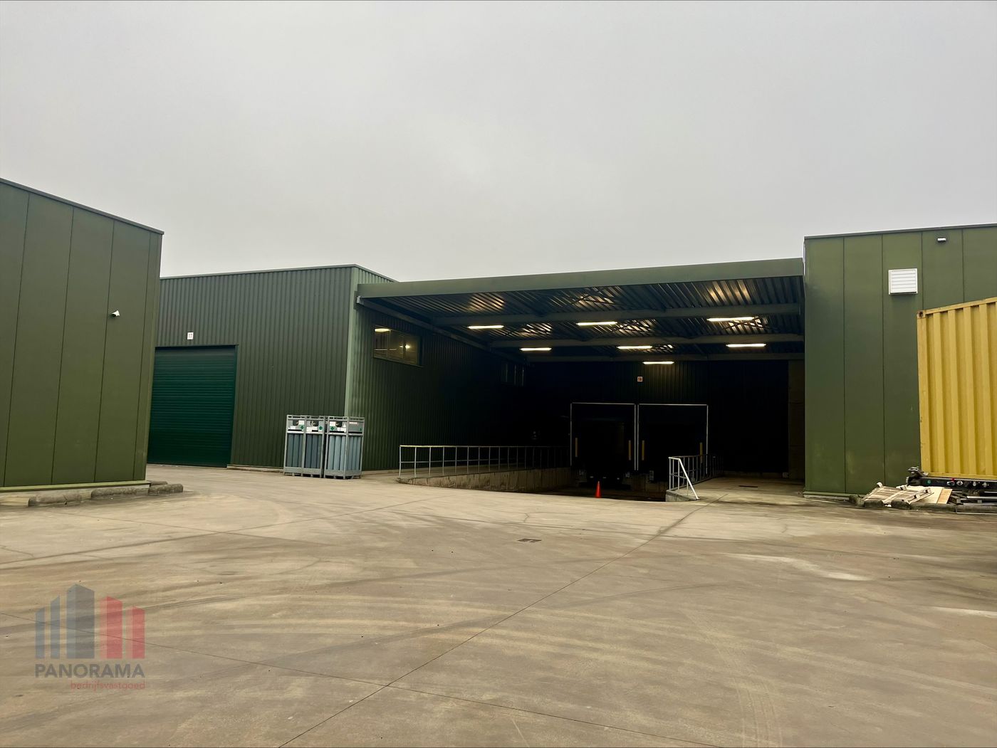 2.216 m² opslagruimte te huur in Sint-Truiden - photo 3