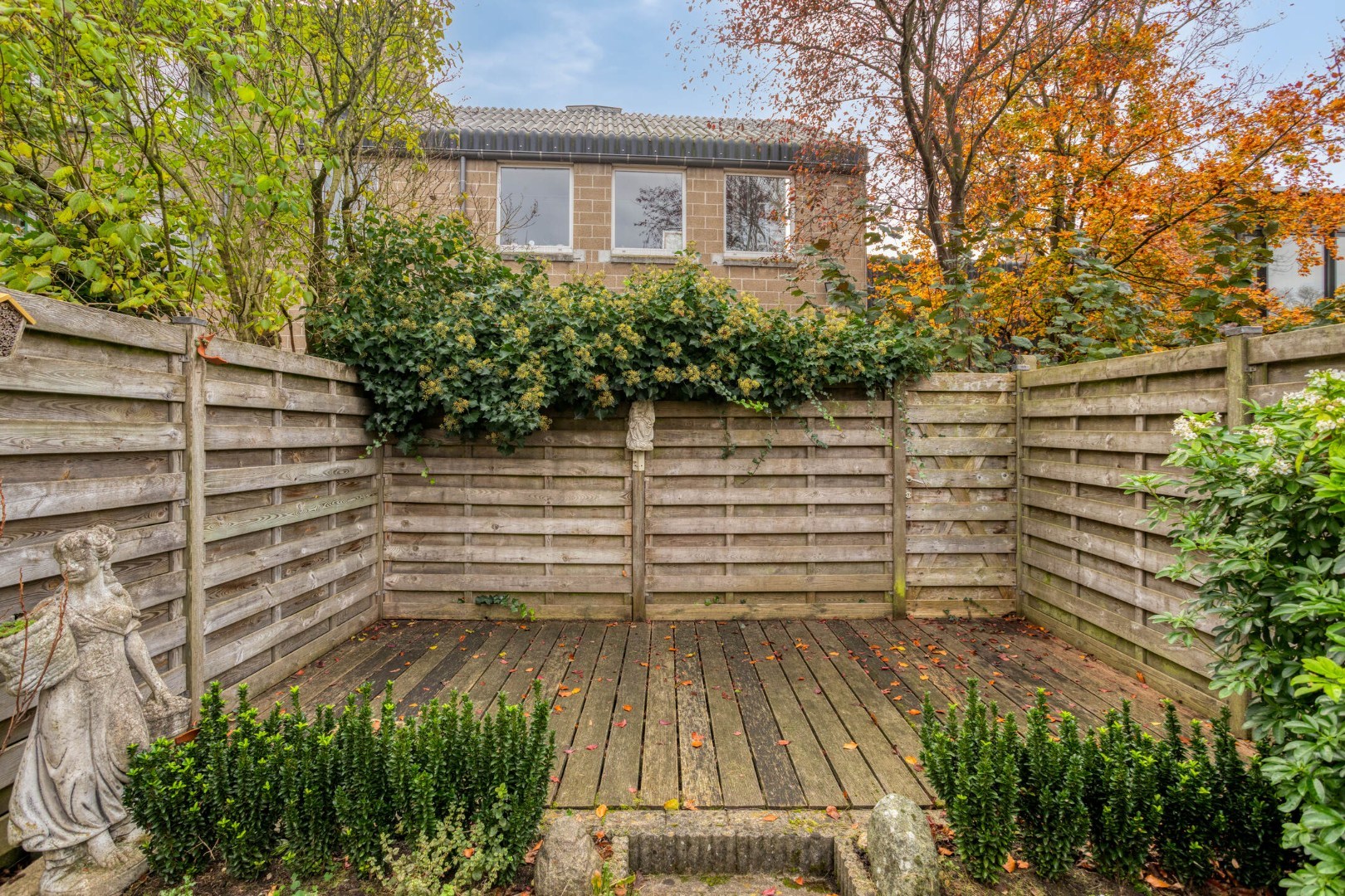 Centrumwoning met mini-atelier, 4 slks en zuid-gerichte tuin. - foto 4