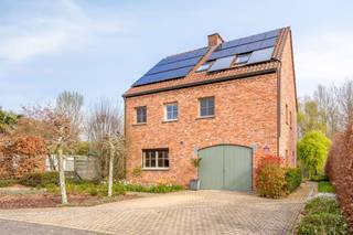 BEELDIG WONEN TE BIERBEEK: LICHTRIJK, GROEN EN RUSTIG MET TOT 7 KAMERS EN EEN GEWELDIGE TUINKiezen is verliezen? Gelukkig betekent hier wonen alleen...