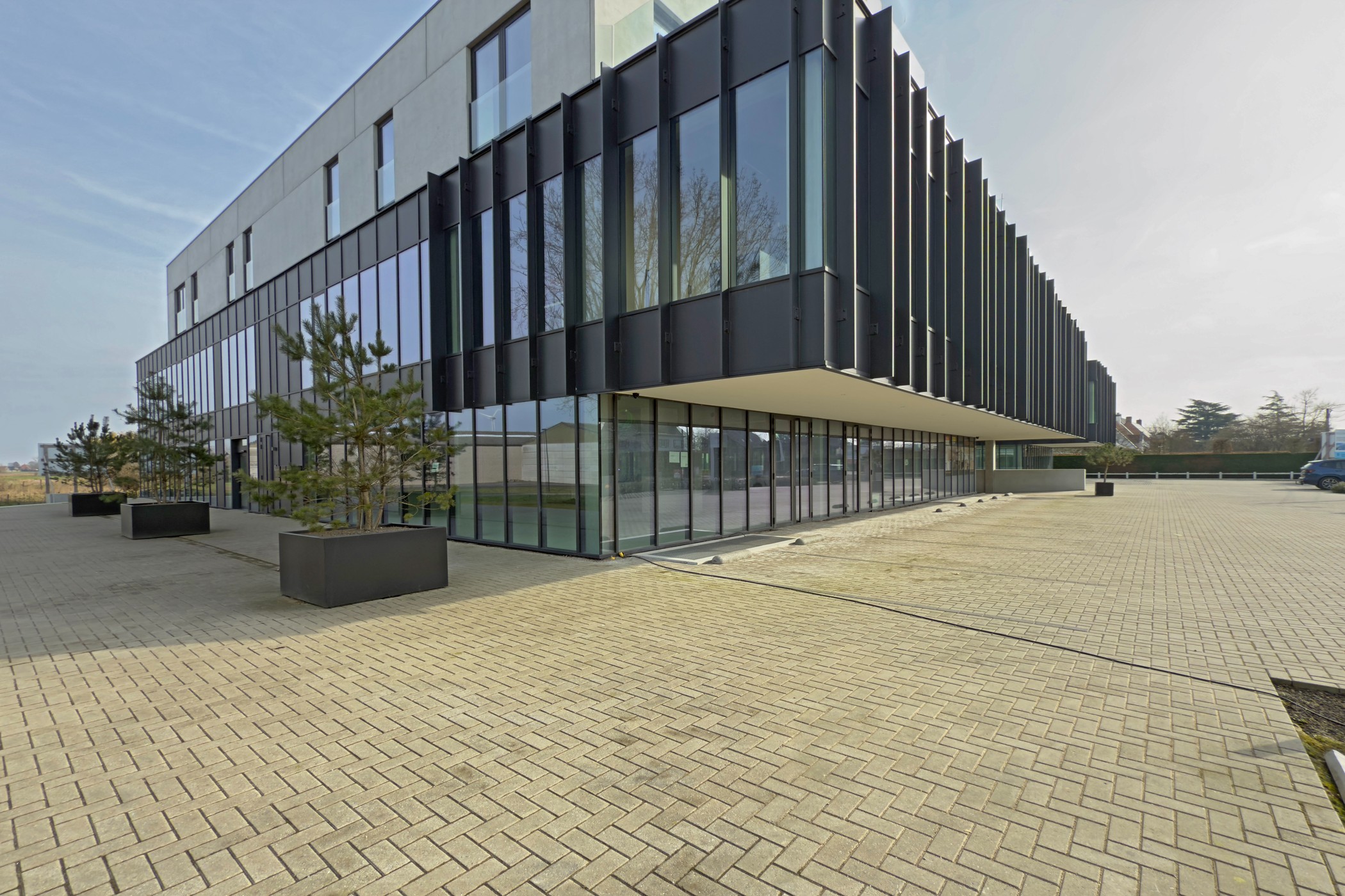 Nieuwbouw handelsruimte 1.270m² te koop in Waregem – Hèlen Park - foto 2