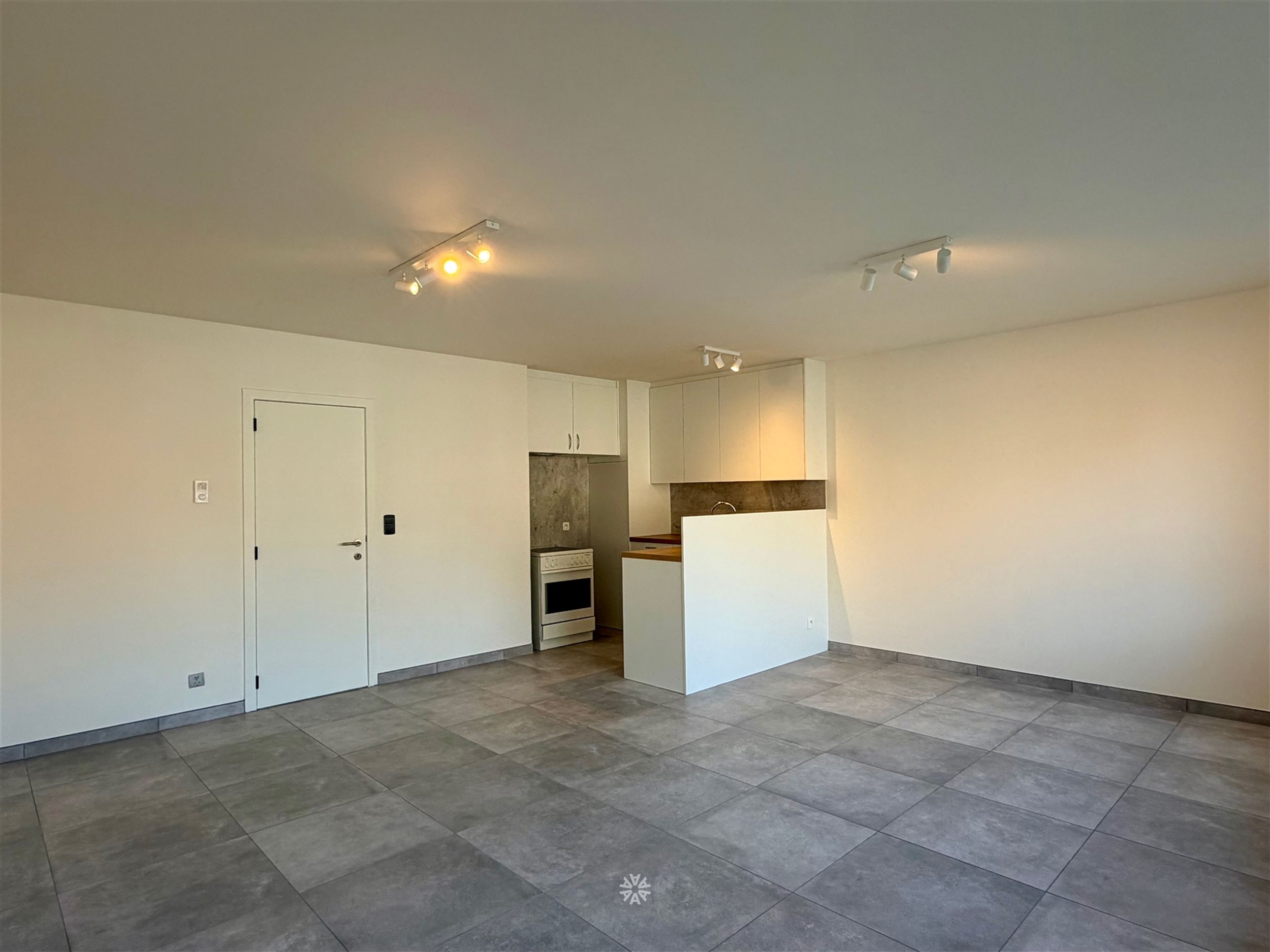 Lichtrijk appartement te huur in Sint-Amandsberg - foto 4