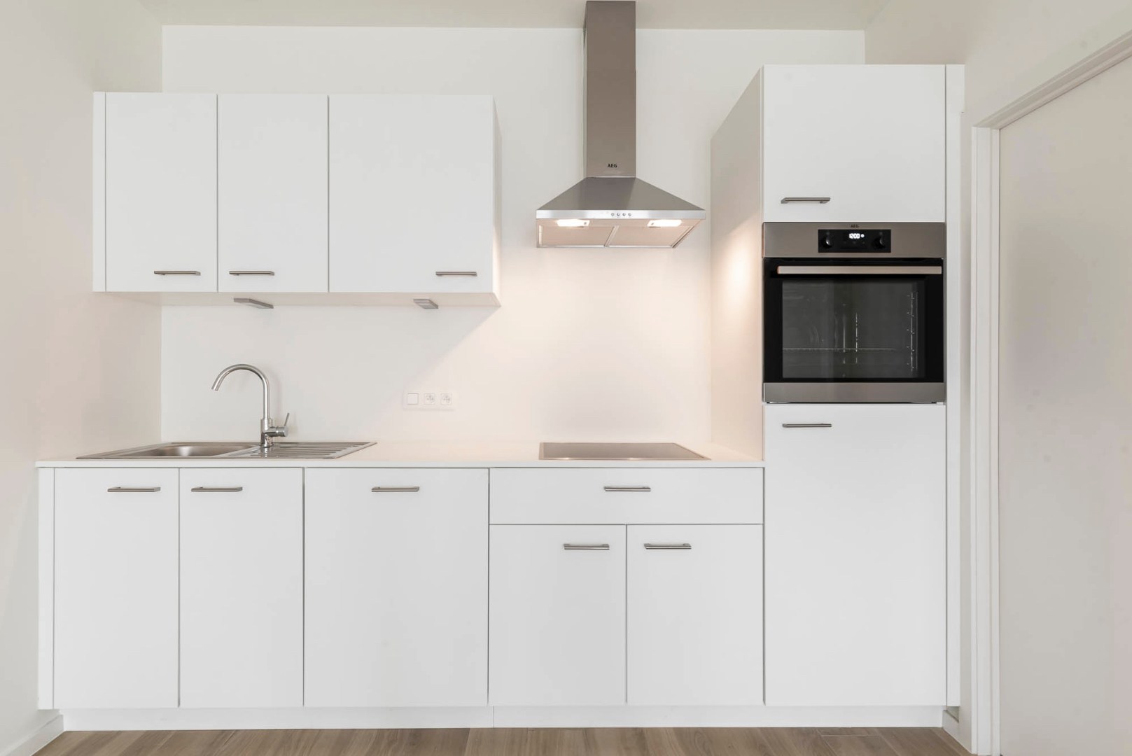 één slaapkamer appartement aan de Troonplaats! - foto 4