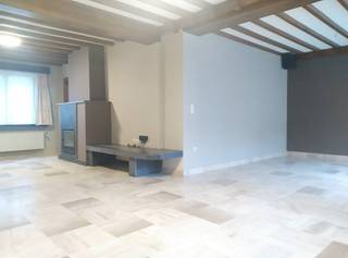 Een rustig gelegen huis op een terrein, met kadastrale perceelsopp. van 513 m², omvattende een ruime ééngezinswoning met hoofdbouw en achterbouw,...