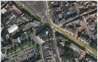 Garage box ouvert situé dans le parking de la résidence Gaudi. Fini les problèmes de stationnement dans le centre ville !