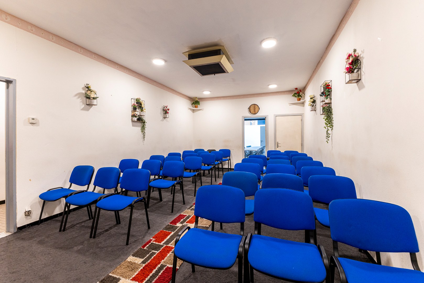 Handelsgelijkvloers (66 m²) op toplocatie! - foto 2