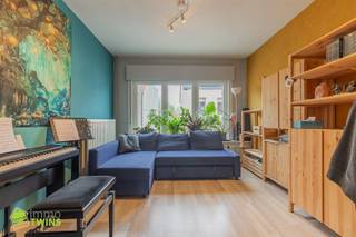 Goed gelegen woning te LebbekeBent u opzoek naar een goed gelegen, instapklare rijwoning? Dan kan dit pand uw volgende thuis worden! Met vernieuwde...