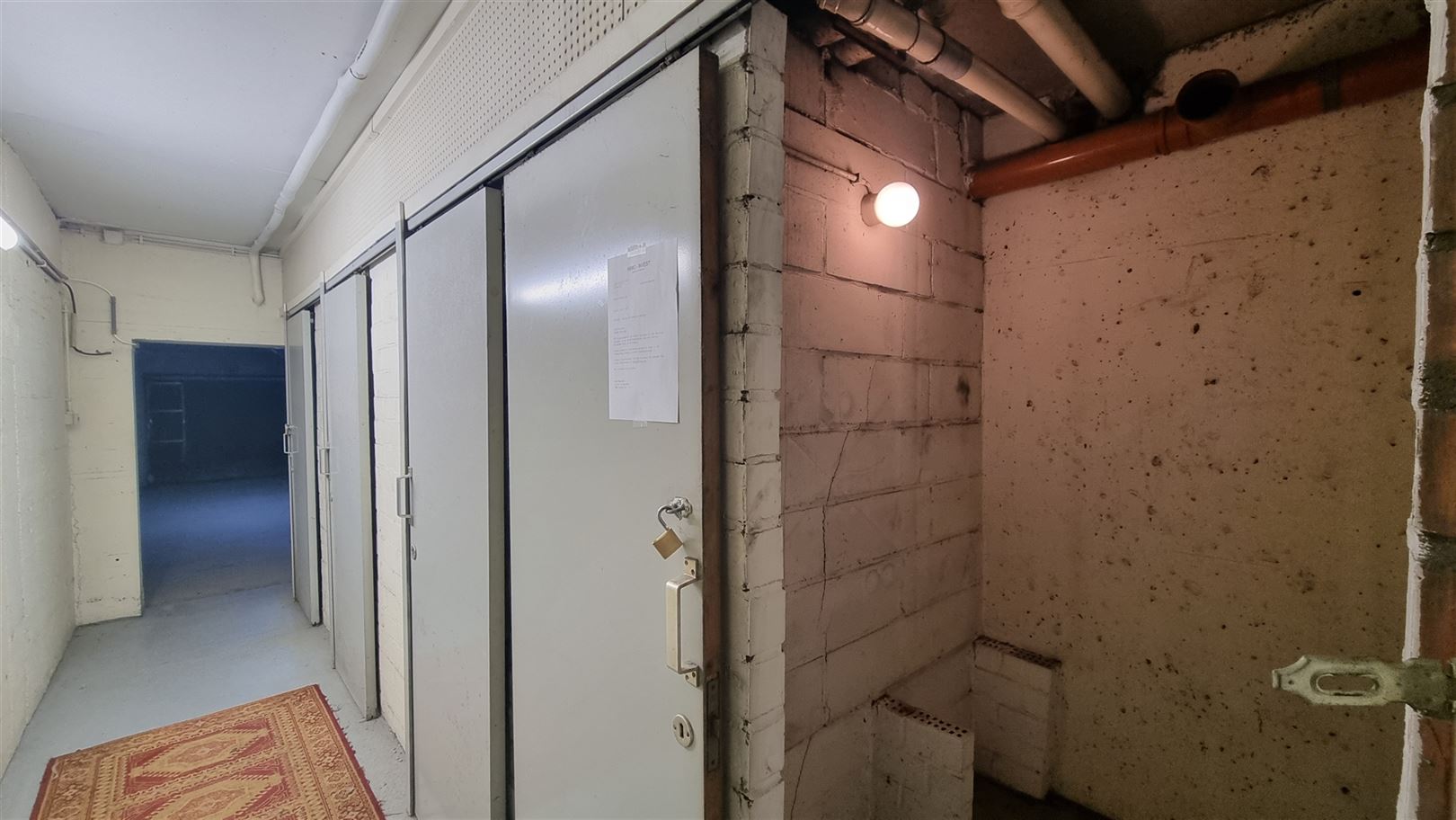 Parking intérieur - photo 5