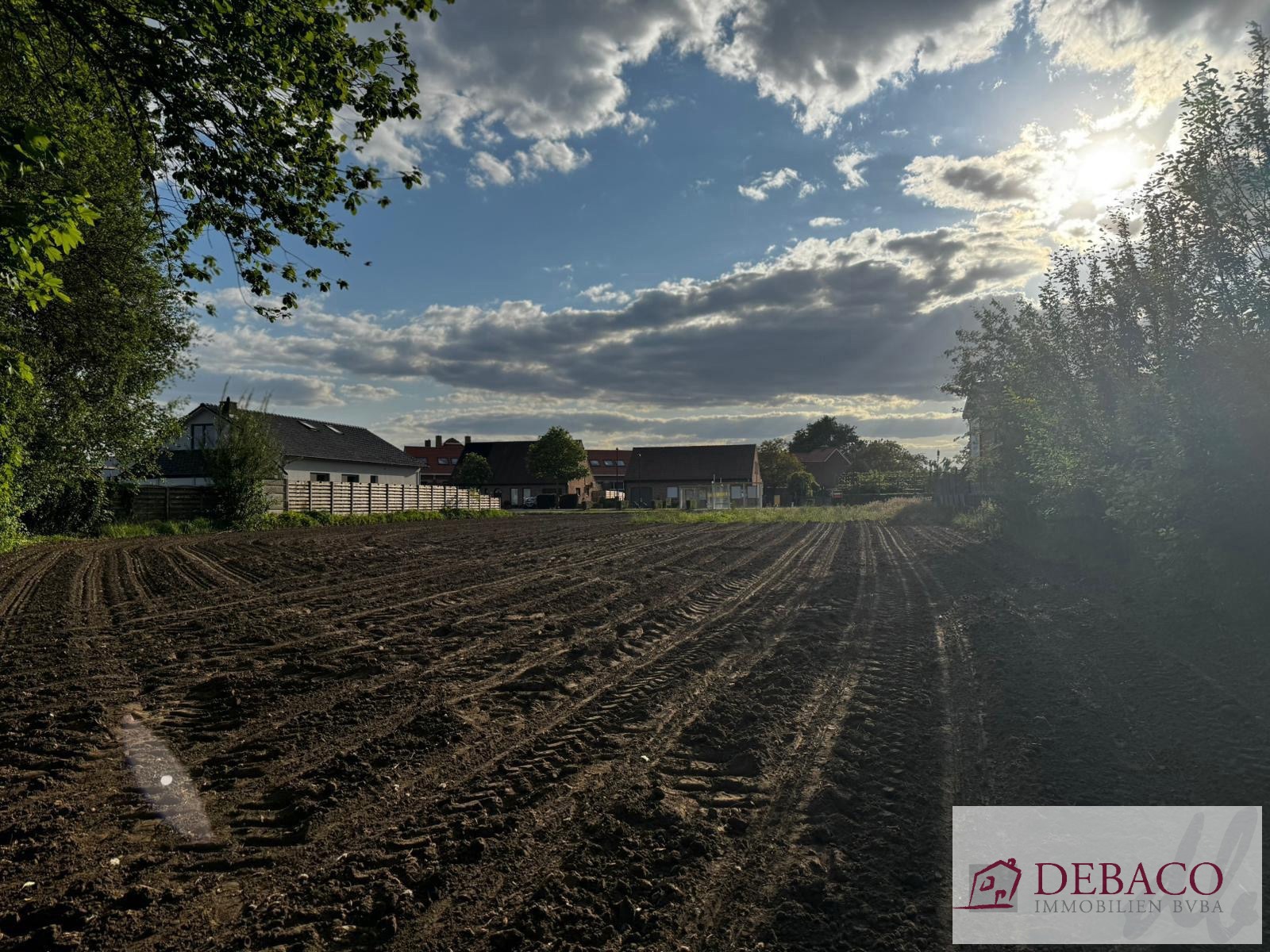 Goed gelegen bouwgrond voor open bebouwing! - foto 4