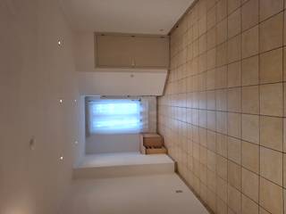 In het centrum van Ninove kan u deze woning vinden nabij openbaar vervoer, winkels en scholen.De woning is verdeeld over 3 verdiepingen en telt in...