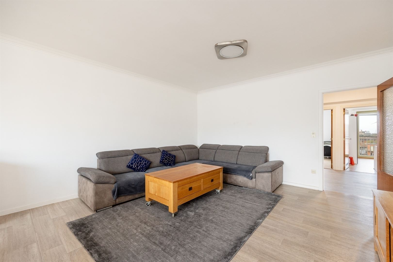 Appartement met 2 slaapkamers, terras en parking - foto 5