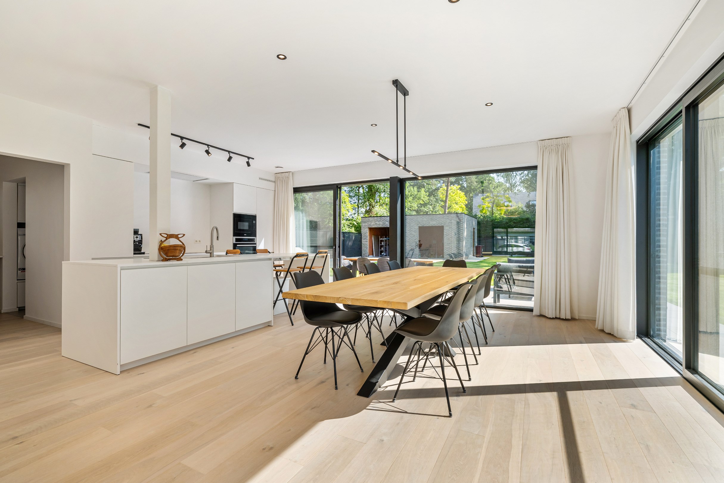 Recent moderne villa in residentiële omgeving te Schoten - foto 3