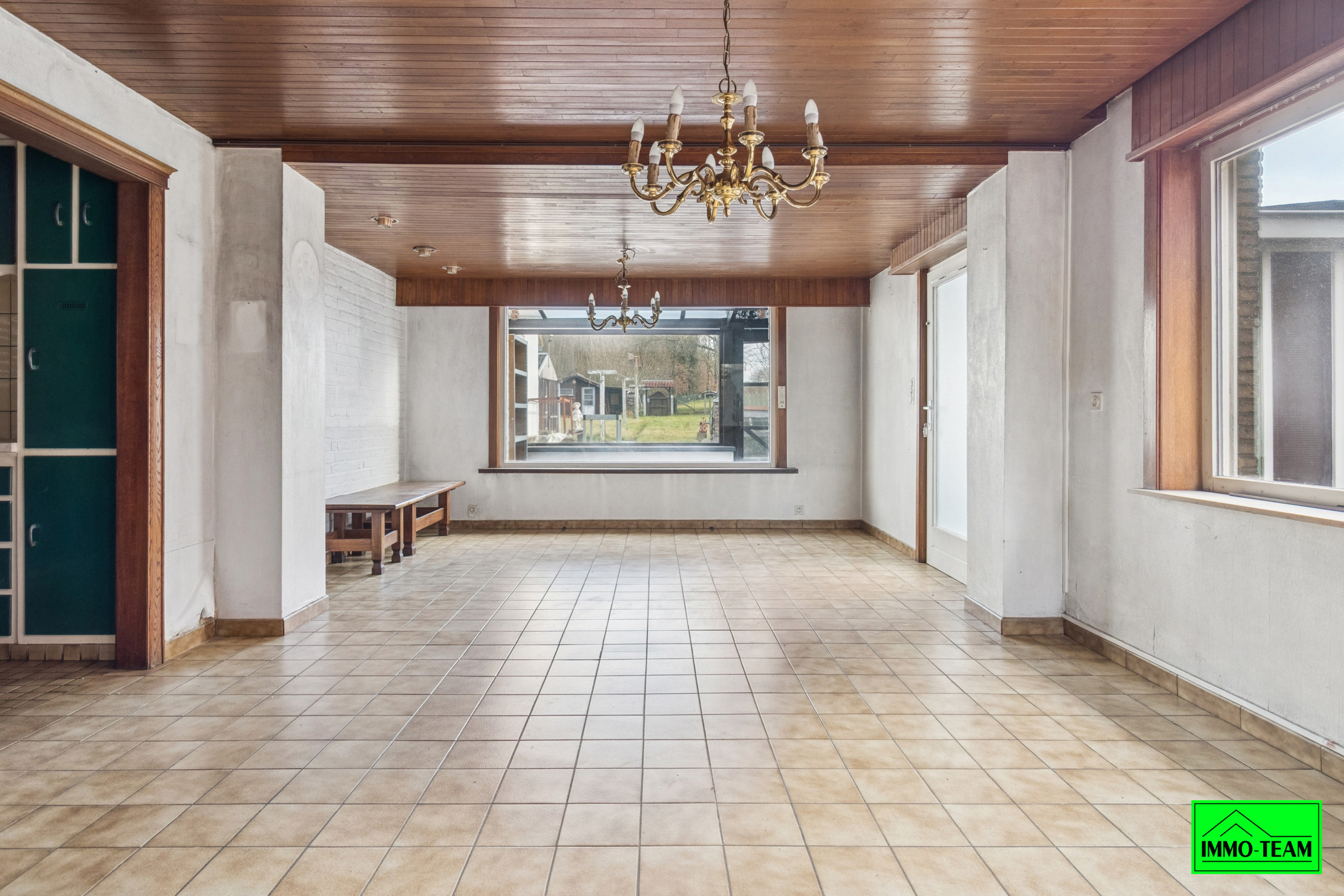 Te renoveren 4-gevel woning met garage en tuin - foto 5