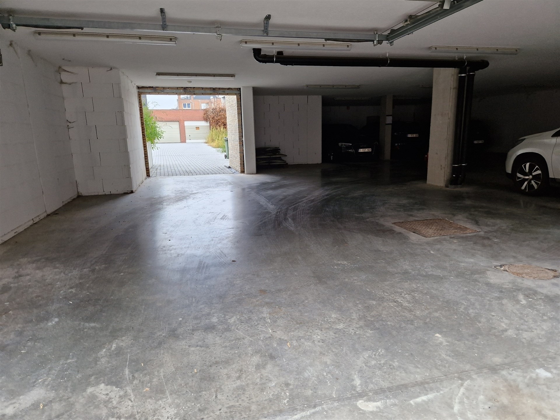 4 autostaanplaatsen te huur op de Nieuwstraat te Wetteren - foto 5