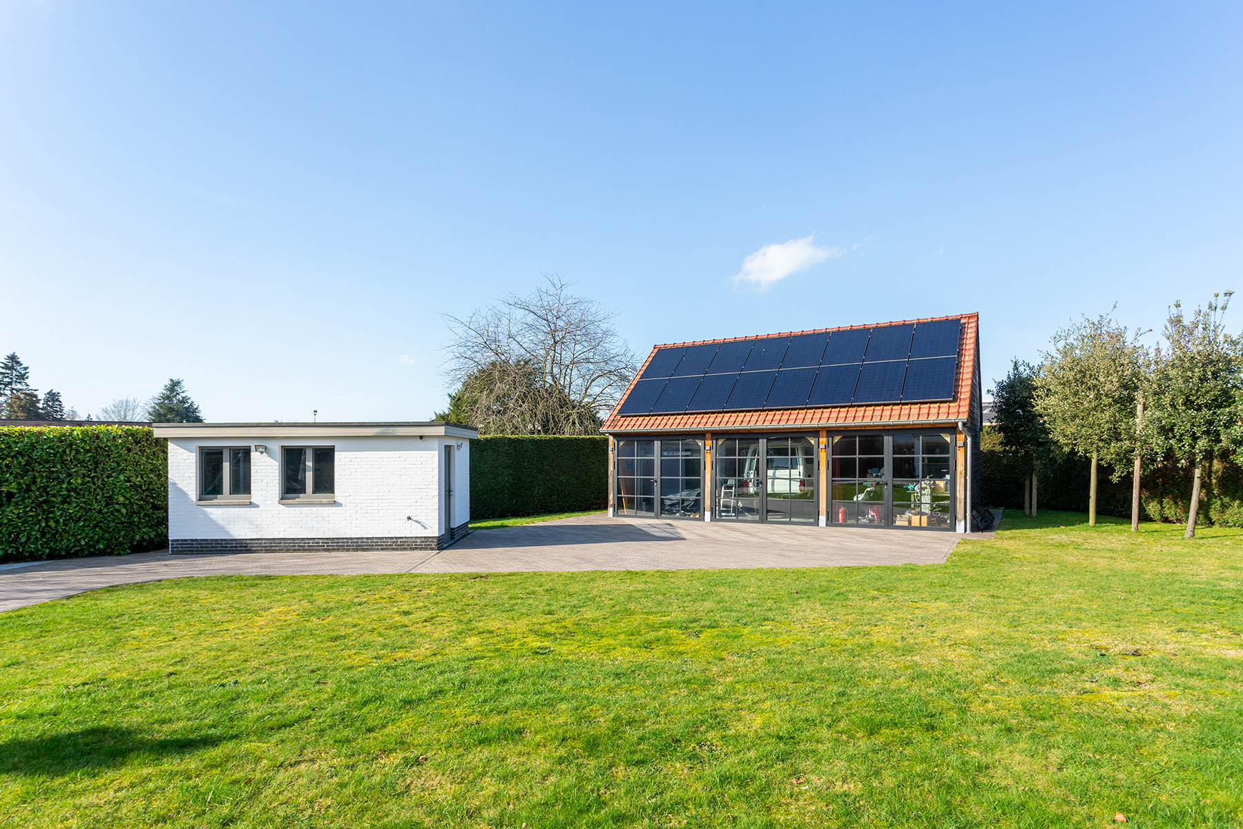 AARTSELAAR - Ruime villa met bijgebouw op ca. 1124m² - foto 2