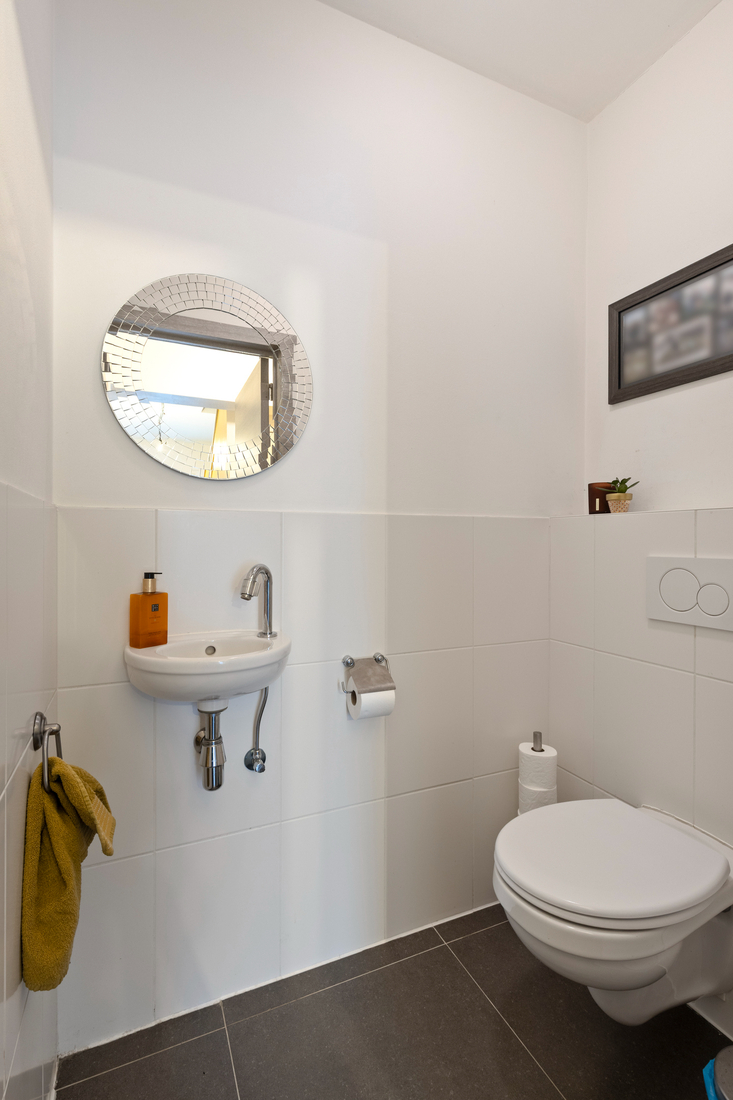 Instapklare gezinswoning met 3 slaapkamers, fietsenberging en tuin in Kruibeke - foto 3