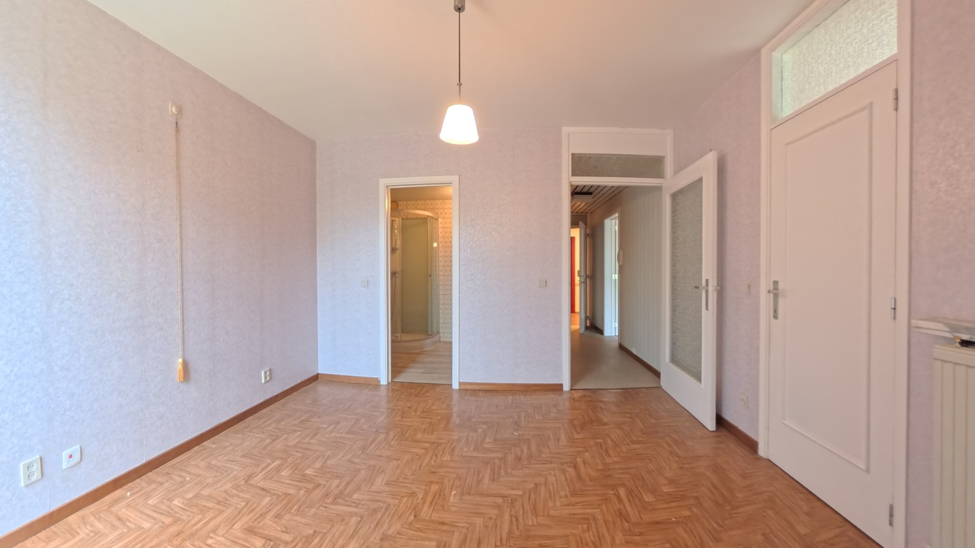 Verder te vernieuwen assistentiewoning met één slaapkamer en terras te Assebroek. - foto 4