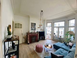 Authentiek 2-slaapkamer appartement op toplocatie.Op de derde verdieping van een statig hoekgebouw aan de Mechelsesteenweg en de Britselei bevindt...