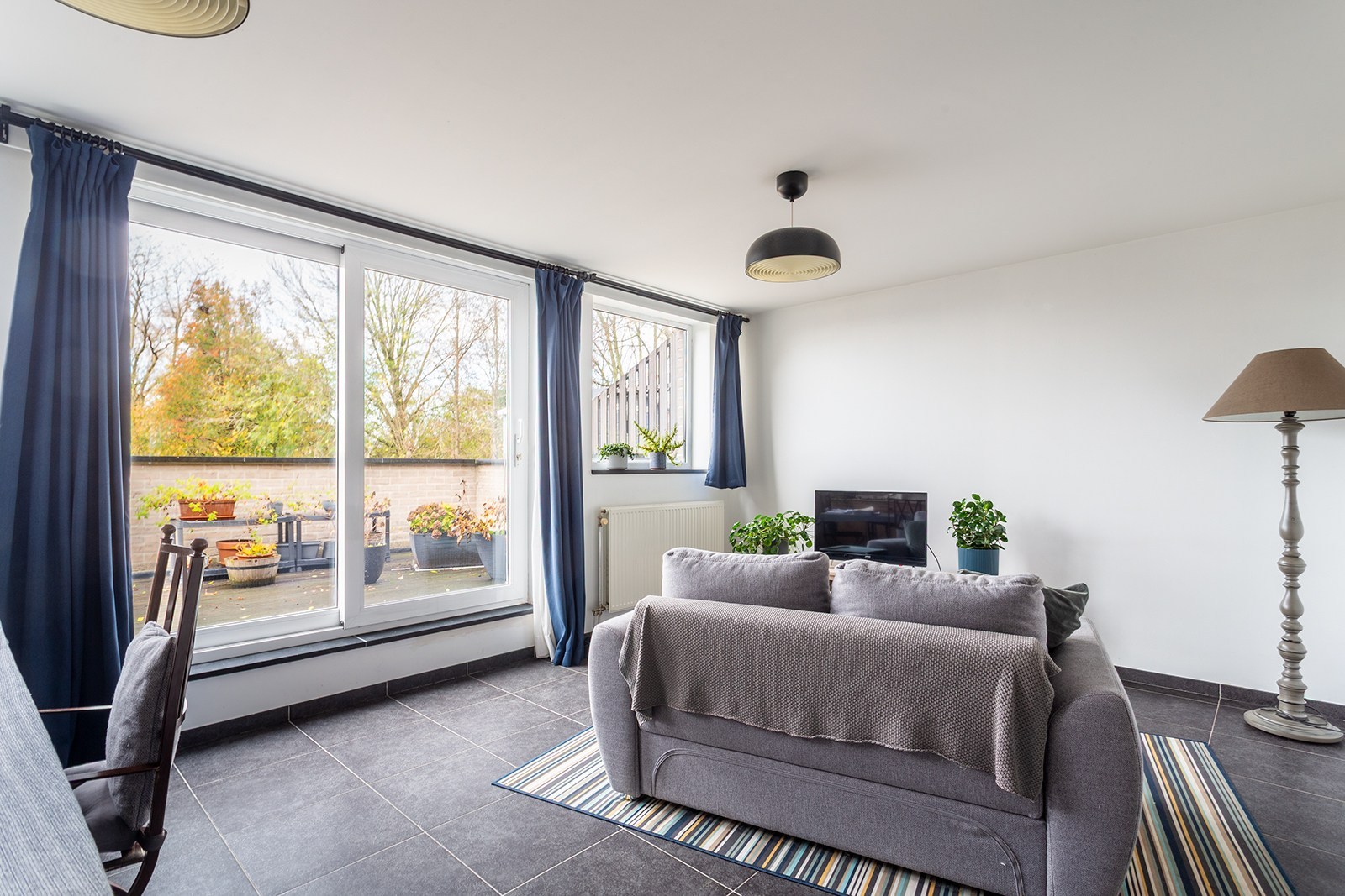 Rustig wonen met zicht op groen: goed onderhouden appartement met groot terras - foto 3