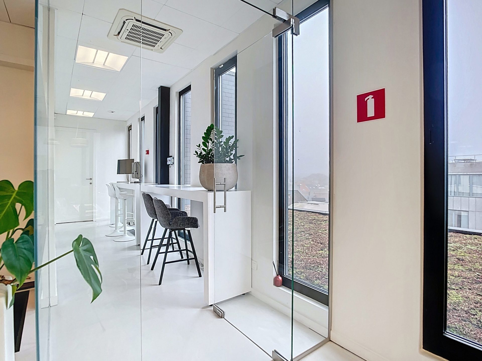 Exclusieve kantoorruimte 325m² te huur - foto 4