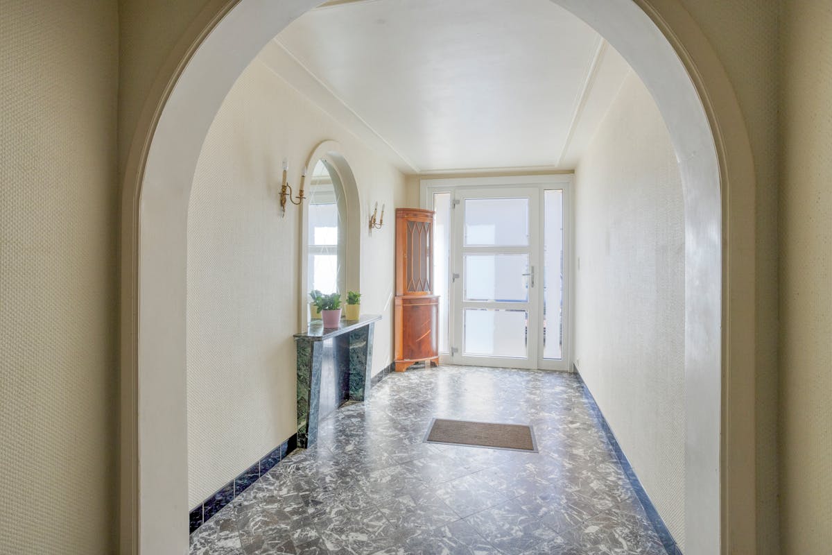 Ruime Woning ingedeeld als drie appartementen in Strombeek-Bever - foto 4