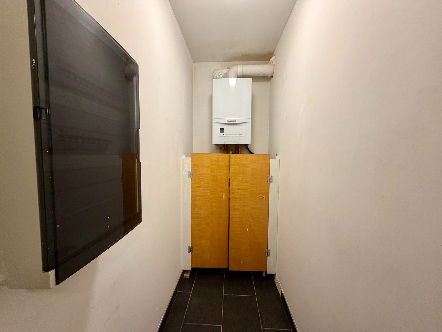 Instapklaar 1-slaapkamerappartement op een boogscheut van centrum Roeselare! - foto 4