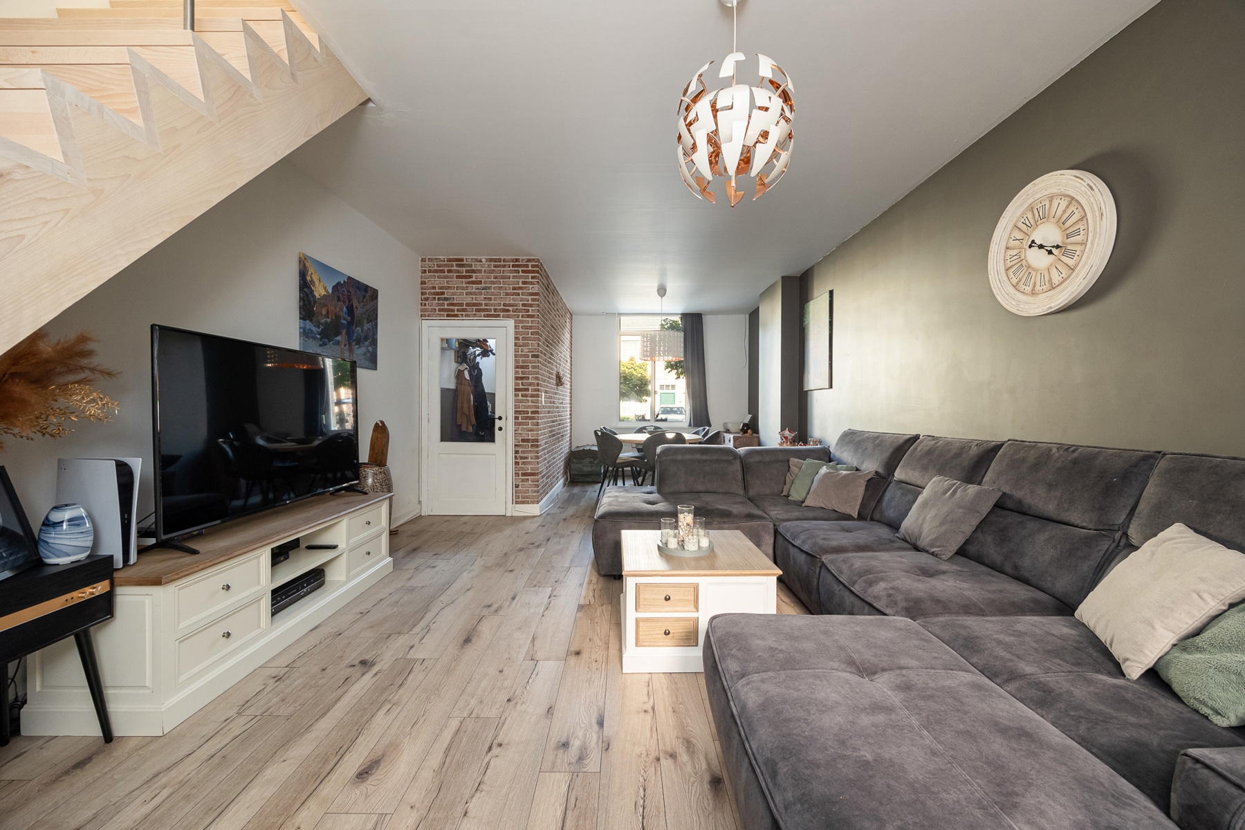 Volledig instapklare woning met 4 slaapkamers in Kontich - foto 3