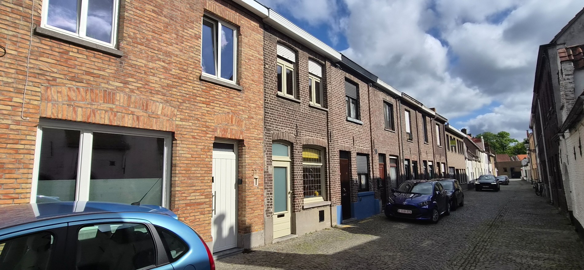 Brugge: te vernieuwen woning met garage - foto 2
