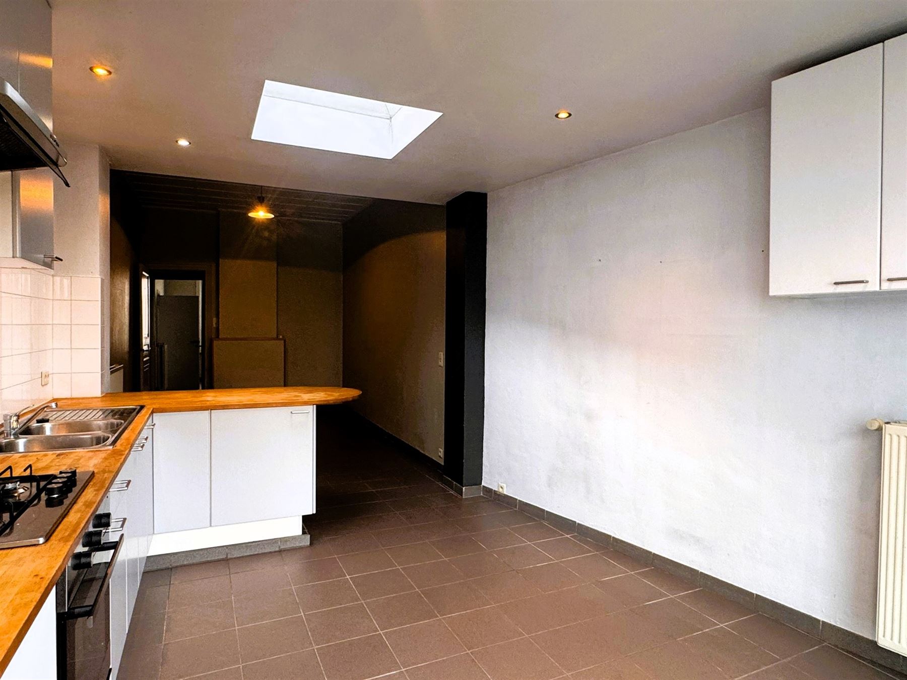 instapklare woning met drie slaapkamers en zonnige tuin - foto 3