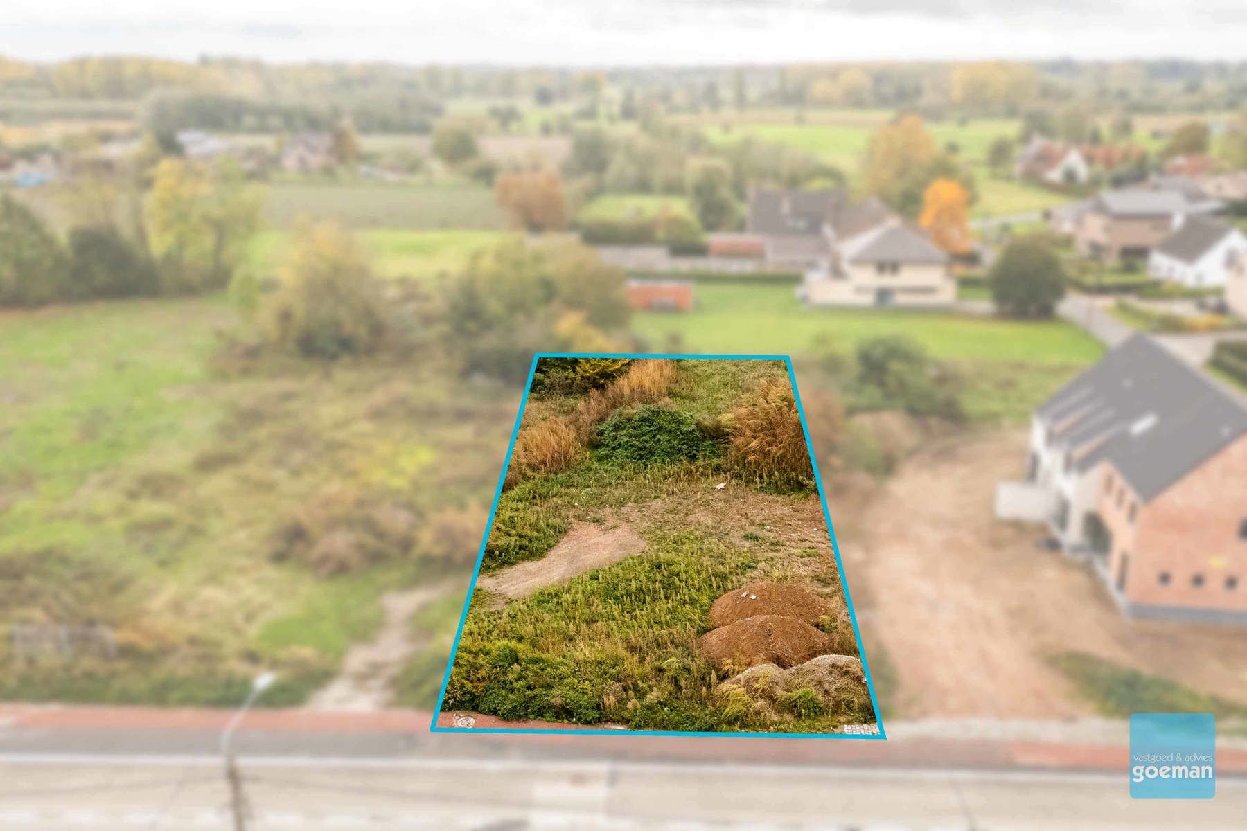 Bouwgrond met plannen op toplocatie in Laarne - foto 1